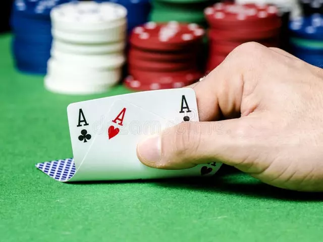 Bisakah saya menghasilkan uang dengan bermain poker online di India?